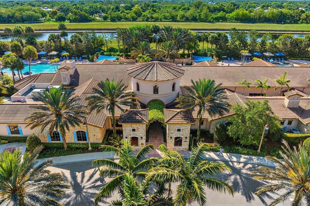 518 Carrara Court, Jupiter, FL 33478