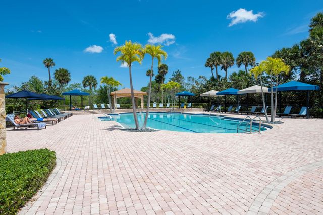 518 Carrara Court, Jupiter, FL 33478