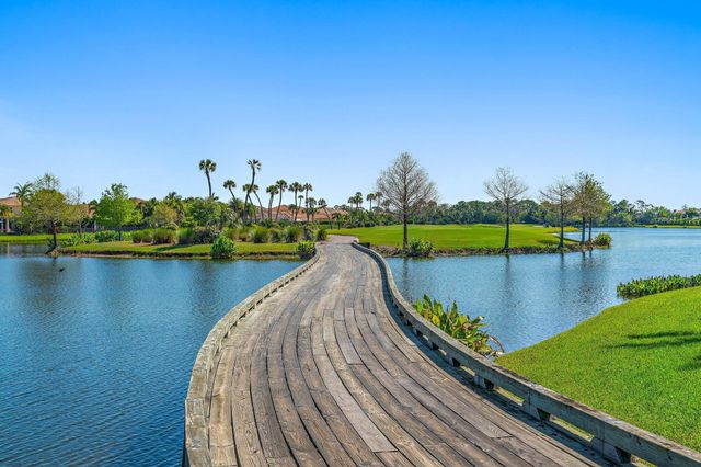 518 Carrara Court, Jupiter, FL 33478