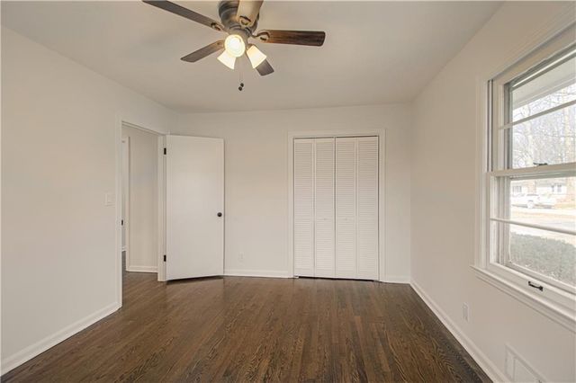 7800 Booth Avenue, Kansas City, MO 64138