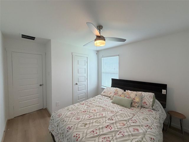 4986 Edgewood Drive, Arcola, TX 77545