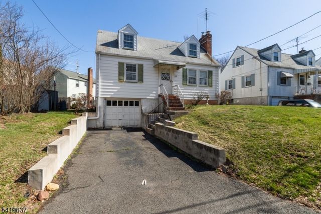 624 N Scotch Plains Ave, Westfield Town, NJ 07090