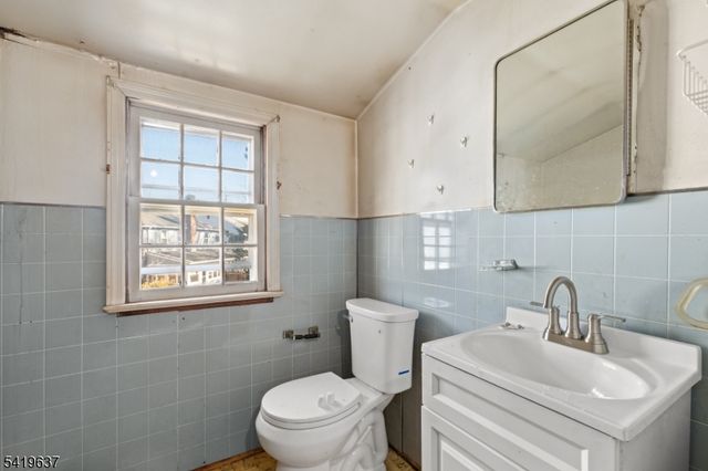 624 N Scotch Plains Ave, Westfield Town, NJ 07090