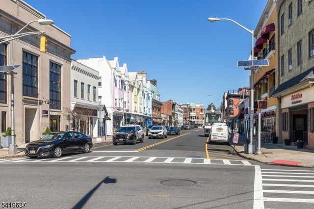 624 N Scotch Plains Ave, Westfield Town, NJ 07090