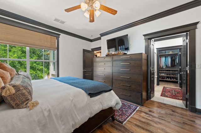 3406 Menchaca RD 8, Austin, TX 78704