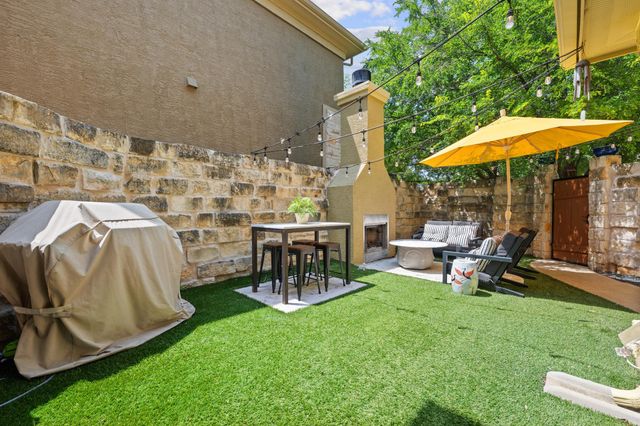 3406 Menchaca RD 8, Austin, TX 78704