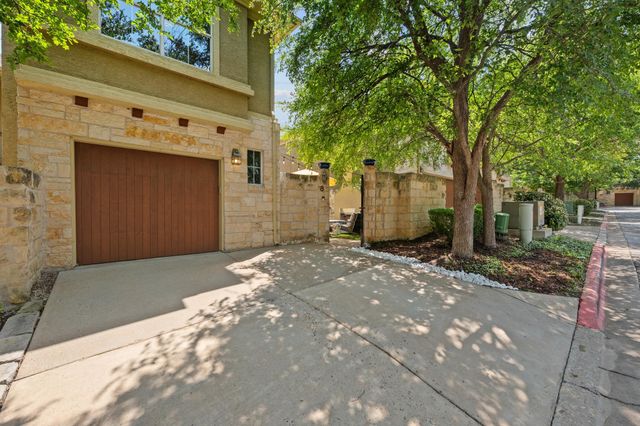 3406 Menchaca RD 8, Austin, TX 78704