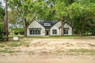 111 Lindy Lee Lane, Mabank, TX 75156