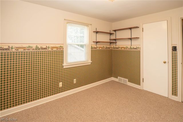 1032 Roosevelt Street NE, Massillon, OH 44646