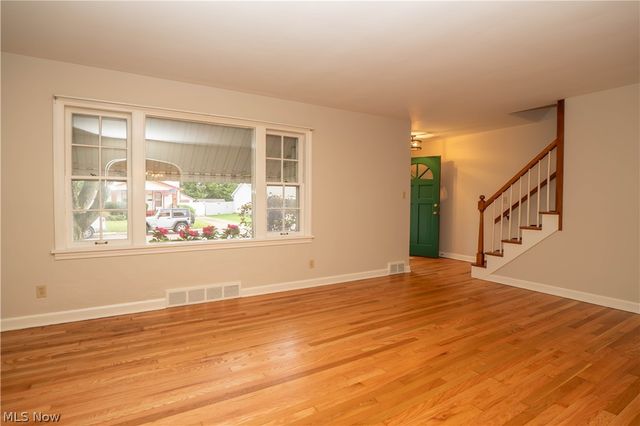 1032 Roosevelt Street NE, Massillon, OH 44646