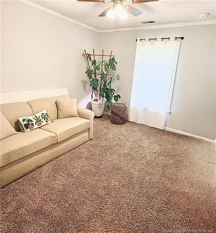 372 Woodberry Circle, Raeford, NC 28376