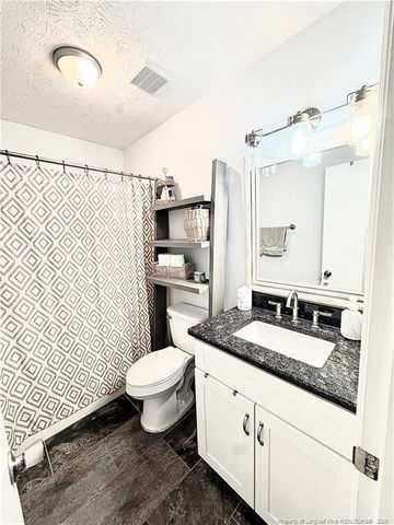 372 Woodberry Circle, Raeford, NC 28376