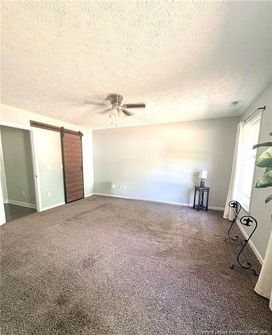 372 Woodberry Circle, Raeford, NC 28376