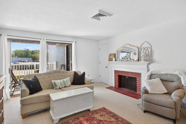 42 Old Colony Way APT 15, Orleans, MA 02653