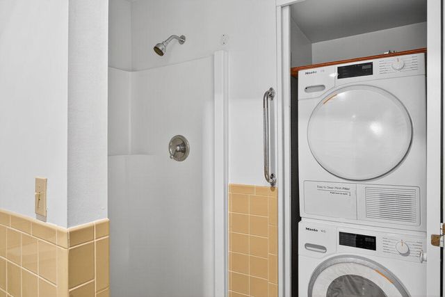 42 Old Colony Way APT 15, Orleans, MA 02653