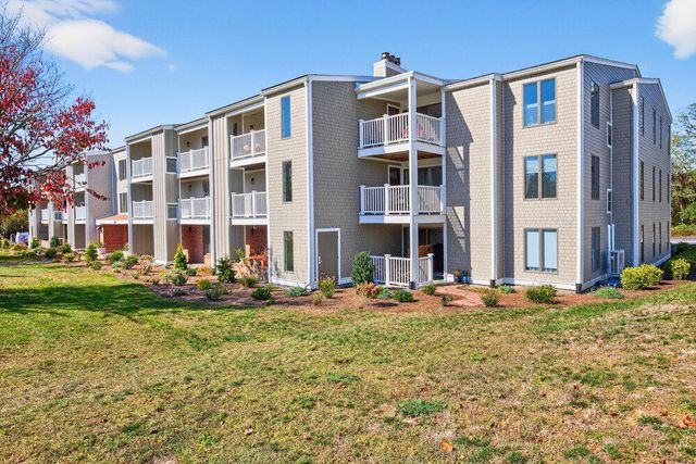 42 Old Colony Way APT 15, Orleans, MA 02653