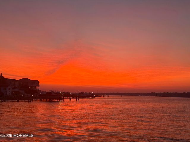 578 Kingfisher Circle, Brick, NJ 08723