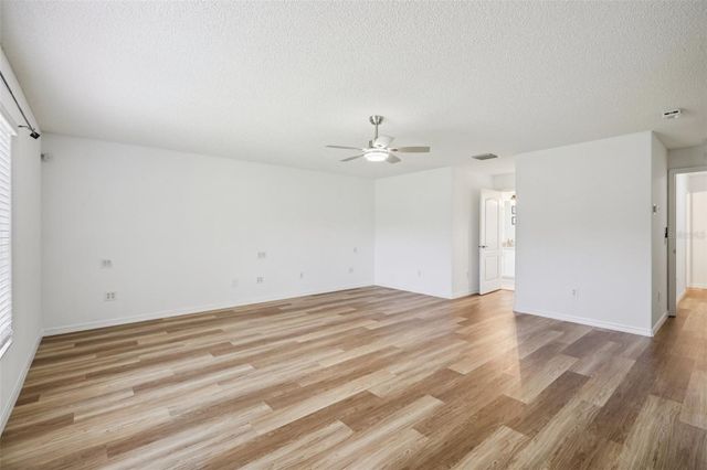 8690 SE 173RD WISTERIA STREET, The Villages, FL 32162