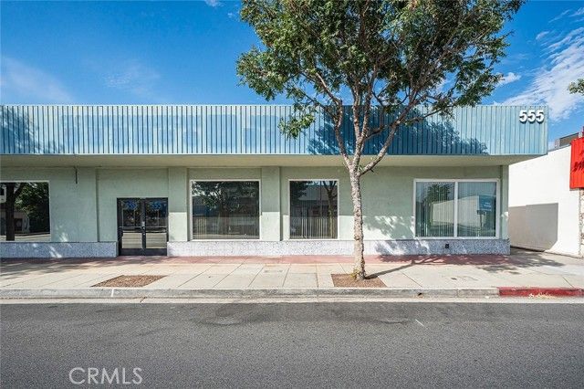 555 W Las Tunas Drive, San Gabriel, CA 91776