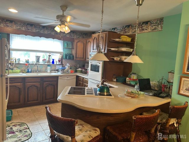 91 Lewis Street, Perth Amboy, NJ 08861