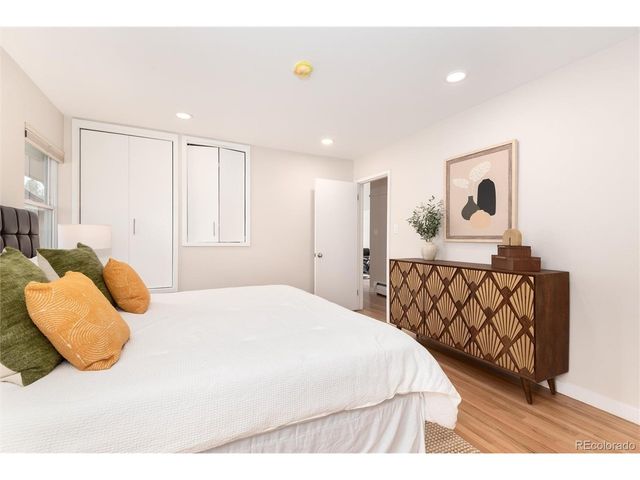 2005 S Monroe St, Denver, CO 80210