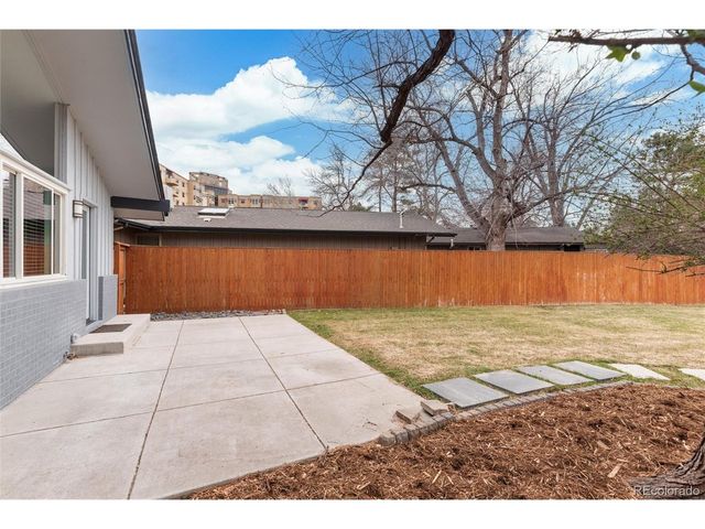 2005 S Monroe St, Denver, CO 80210