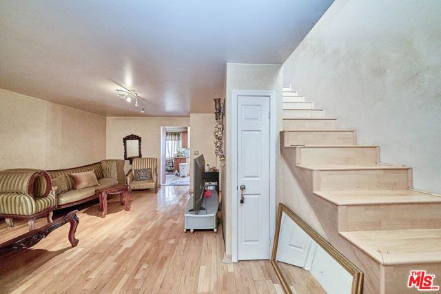 219 N Isabel Street 5, Glendale, CA 91206