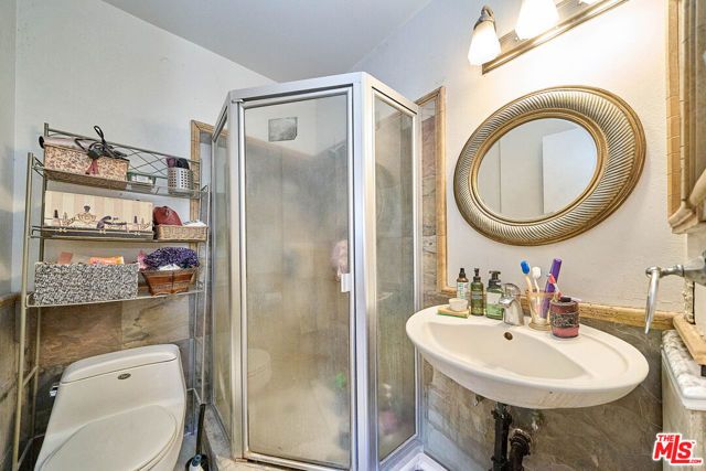 219 N Isabel Street 5, Glendale, CA 91206