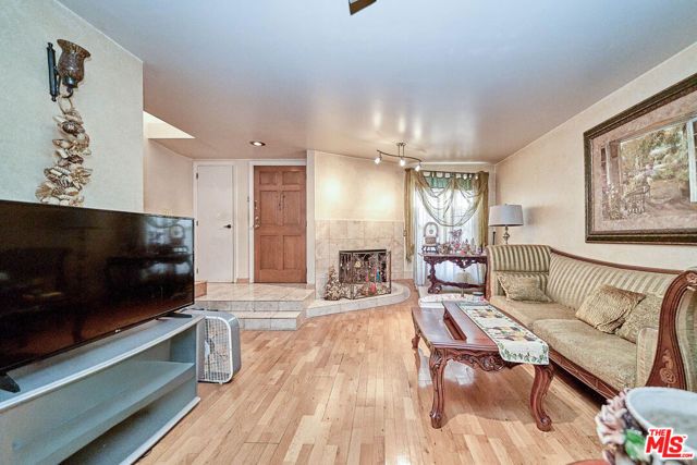 219 N Isabel Street 5, Glendale, CA 91206