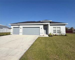 1823 NE 2ND TER, Cape Coral, FL 33993