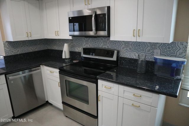 1901 1ST Street 806, Jacksonville Beach, FL 32250
