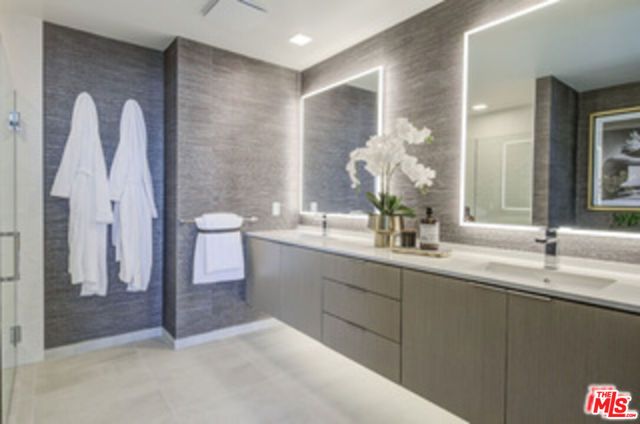 525 Olive Street 301, San Diego, CA 92103