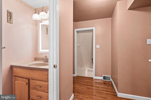 1709 ROBINSON AVE, Havertown, PA 19083