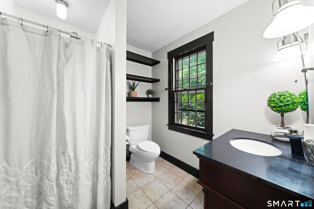 6 Huntington Drive, Somers, CT 06071
