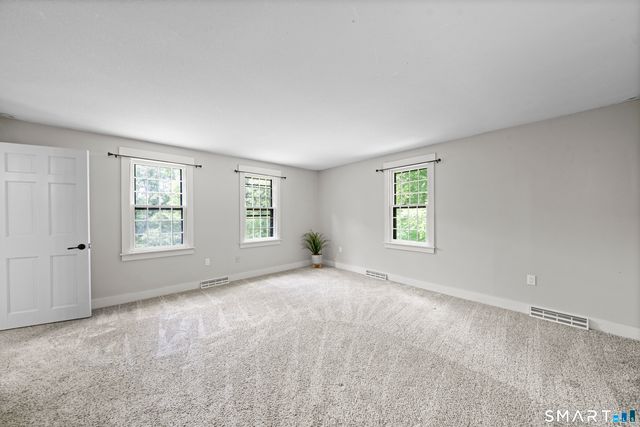 6 Huntington Drive, Somers, CT 06071