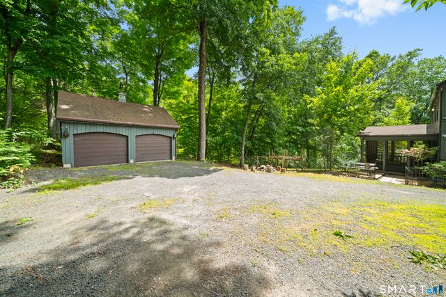 6 Huntington Drive, Somers, CT 06071