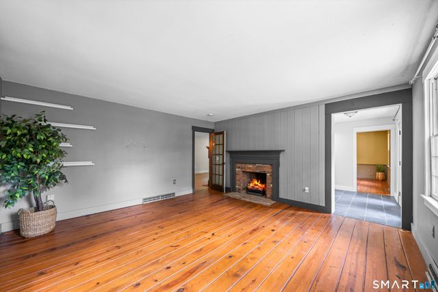 6 Huntington Drive, Somers, CT 06071