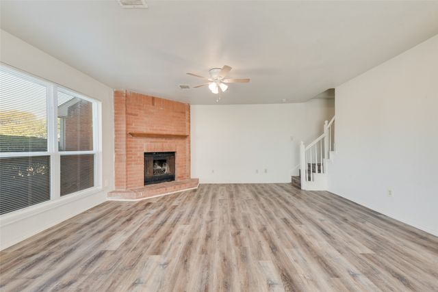 914 wentwood Drive, Desoto, TX 75115