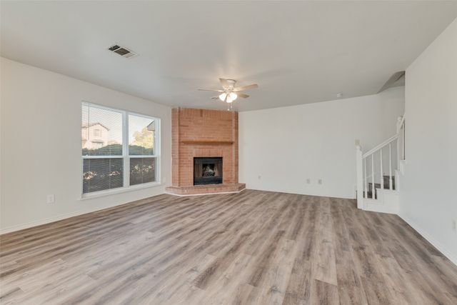 914 wentwood Drive, Desoto, TX 75115