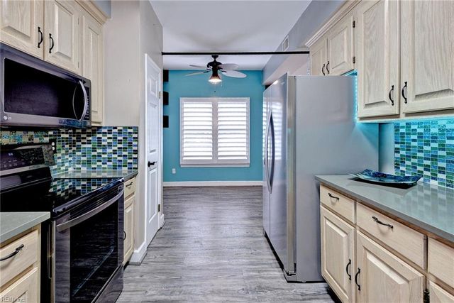 1030 Porte Harbour Arch ARCH, Hampton, VA 23664
