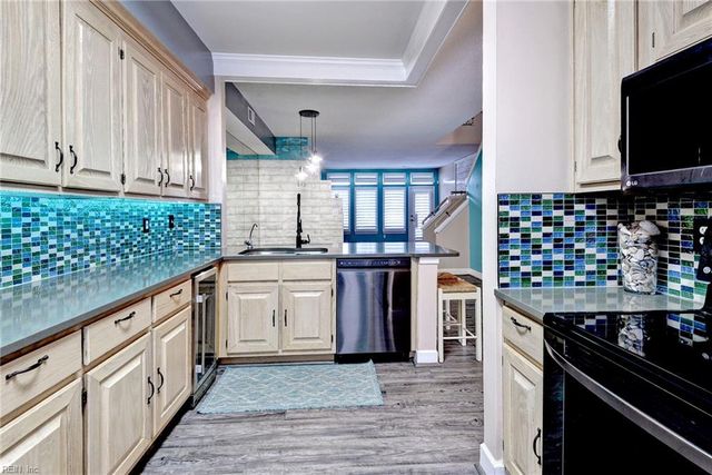 1030 Porte Harbour Arch ARCH, Hampton, VA 23664