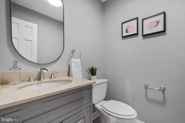 10429 HEADLY CT, Fairfax, VA 22032