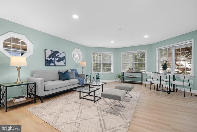 10429 HEADLY CT, Fairfax, VA 22032