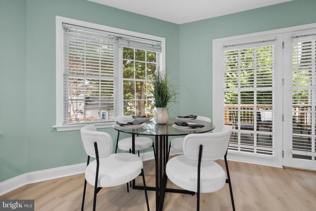 10429 HEADLY CT, Fairfax, VA 22032