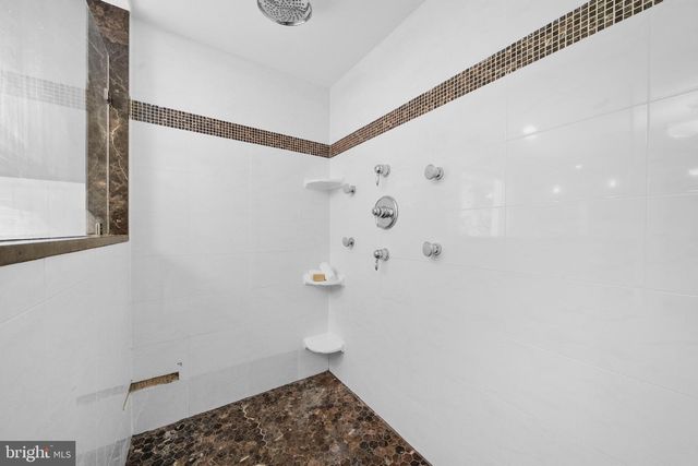 10429 HEADLY CT, Fairfax, VA 22032