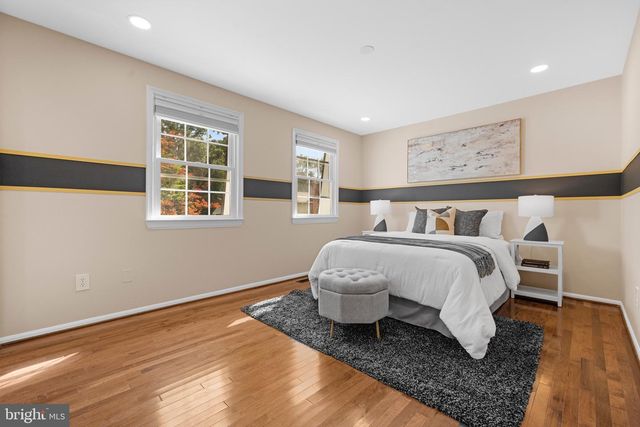 10429 HEADLY CT, Fairfax, VA 22032