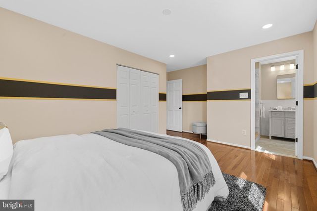 10429 HEADLY CT, Fairfax, VA 22032