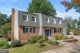 10429 HEADLY CT, Fairfax, VA 22032