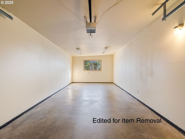 305 CYPRESS Ave, Garibaldi, OR 97118