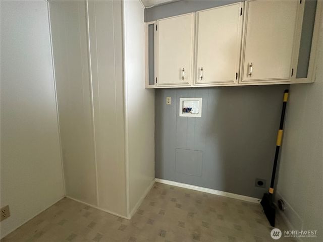 11615 Nisqually Park Loop SE, Olympia, WA 98513
